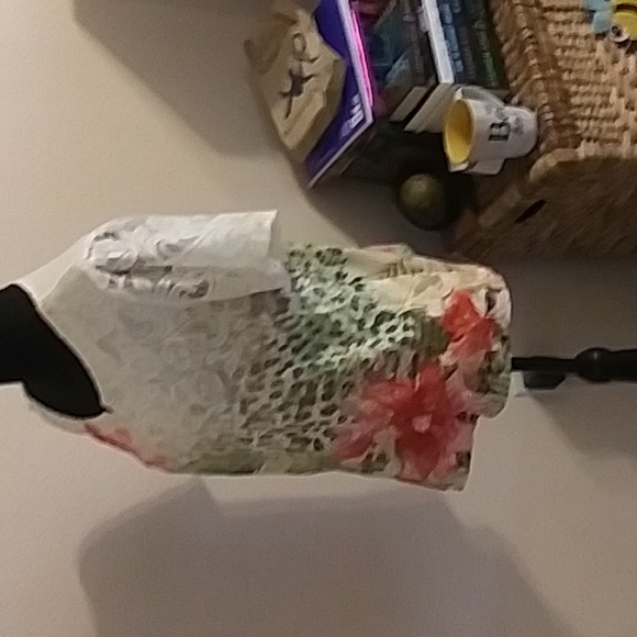 Alfred Dunner Lace Floral Top - Picture 3 of 10